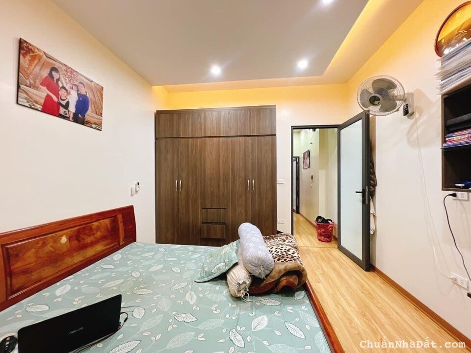 Ô Tô Đỗ Sát Nhà, Chủ Tặng Lại Nội Thất, Tô Vĩnh Diện, DT 40m2 x 5 Tầng, 5.39 Tỷ.