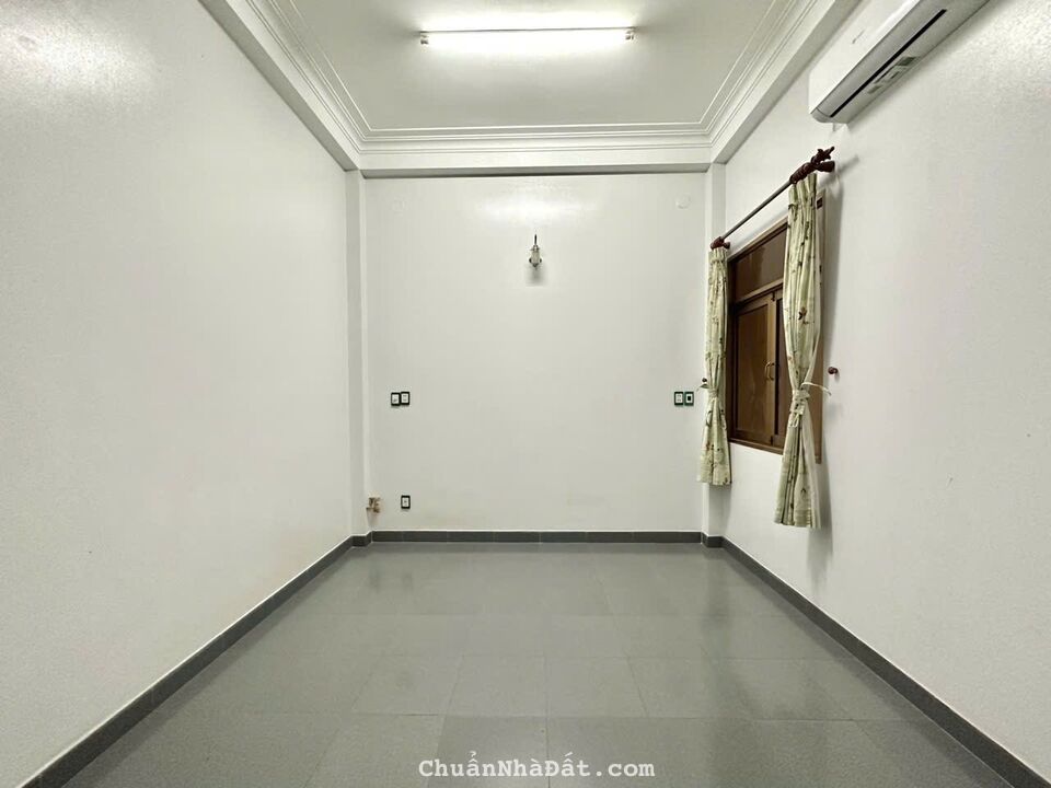 Siêu Phẩm Phú Nhuận Ô Tô Ngủ Trong Nhà 4 Tầng Siêu Phẩm Phú Nhuận Ô Tô Ngủ Trong Nhà 4 Tầng