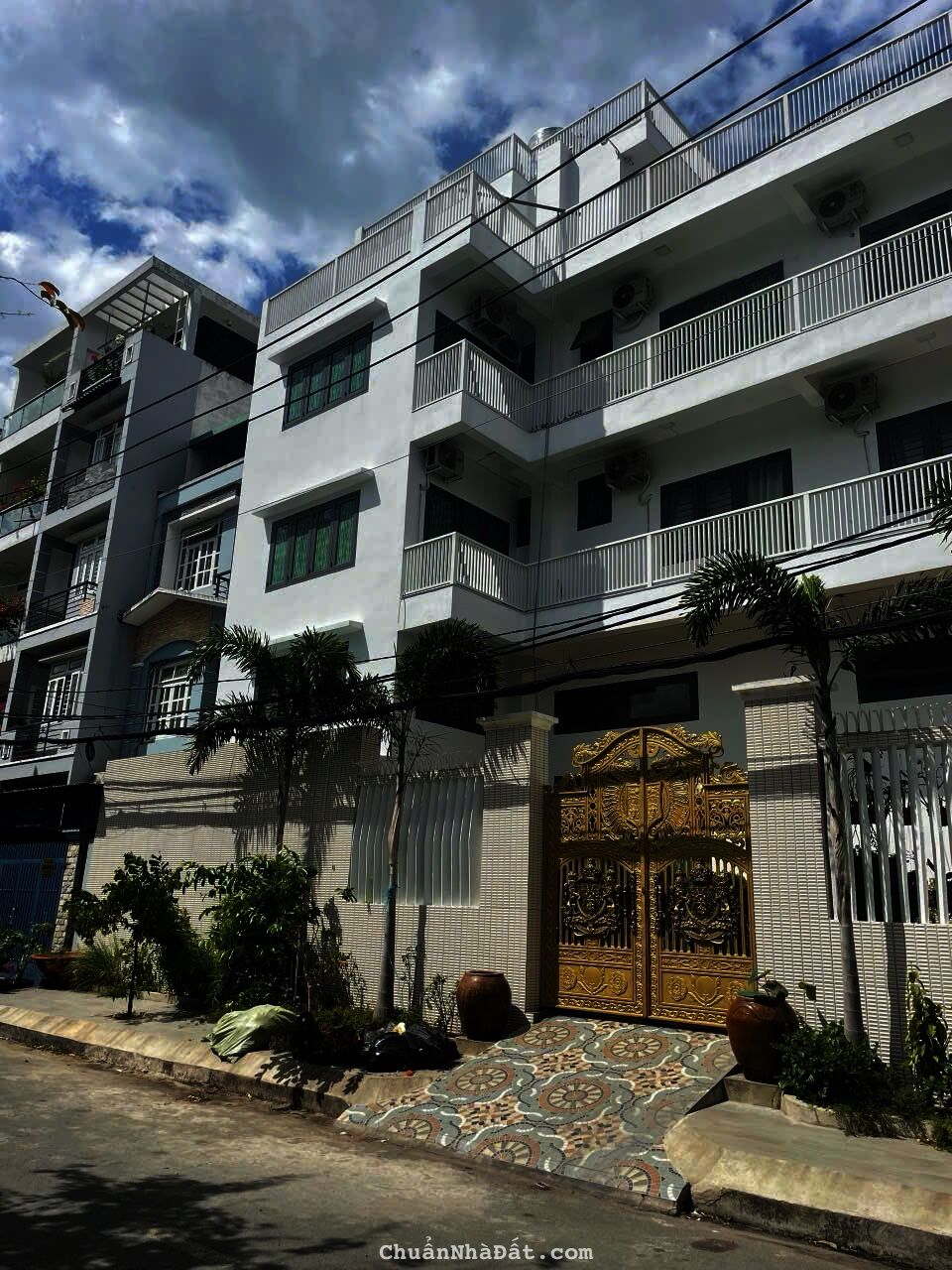 Bán nhà 10x20m mặt tiền đường ngay Phạm Văn Chiêu Phường 14 Quận Gò Vấp