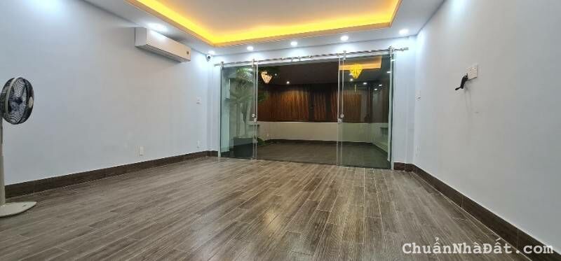 BÁN GẤP MẶT TIỀN 2 CHIỀU THỐNG NHẤT GÒ VẤP 5M5 X 30M GIÁ CHỈ 18 TỶ