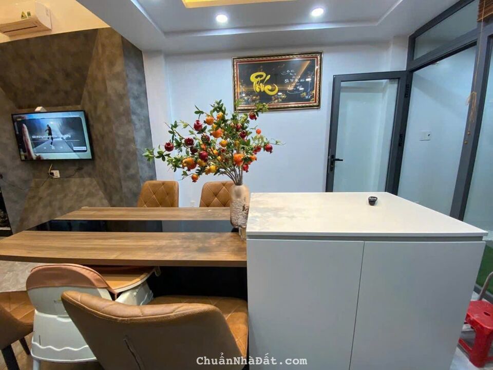 HẠ GIÁ BÁN GẤP 5M X 18M GẦN CHỢ GÒ VẤP P3 4 TẦNG MỚI ĐẸP CÓ HĐ THUÊ 40 TRIỆU