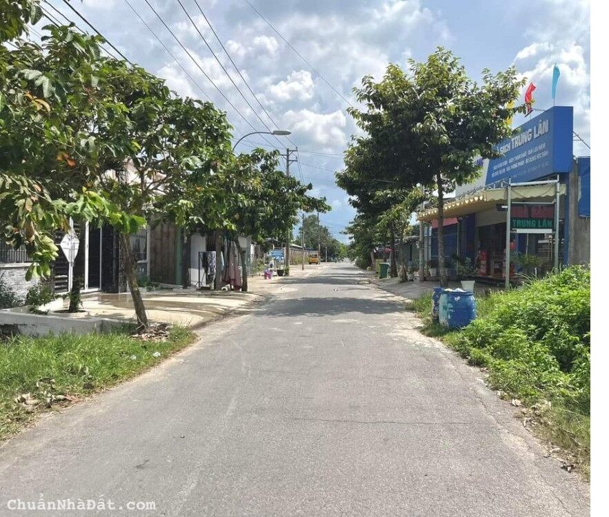 Chủ gửi bán 110m2 đất giá 420tr Lộc Hưng, Trảng Bàng, Tây Ninh Chủ gửi bán 110m2 đất giá 420tr Lộc Hưng, Trảng Bàng, Tây Ninh
