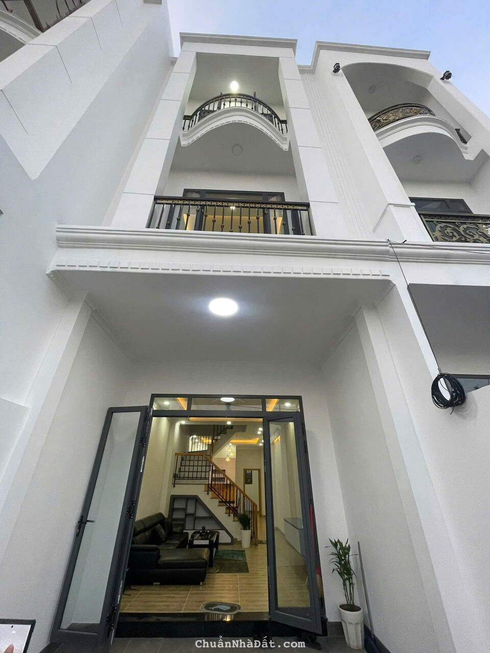 Chủ Ngộp Bán Nhà 2 Lầu Gần Trung Tâm Biên Hòa Chủ Ngộp Bán Nhà 2 Lầu Gần Trung Tâm Biên Hòa