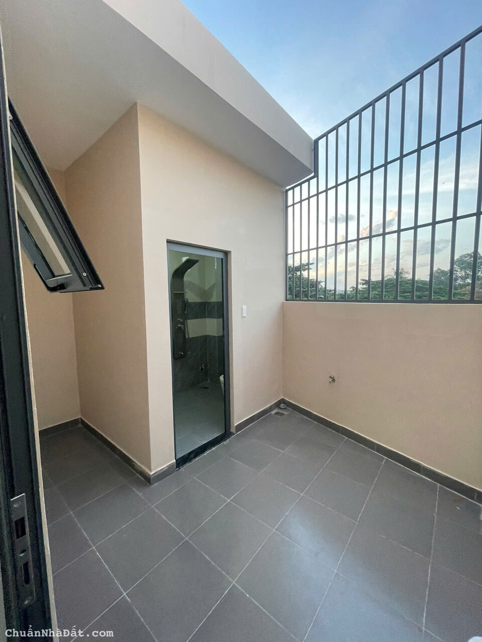 Chủ Ngộp Bán Nhà 2 Lầu Gần Trung Tâm Biên Hòa Chủ Ngộp Bán Nhà 2 Lầu Gần Trung Tâm Biên Hòa