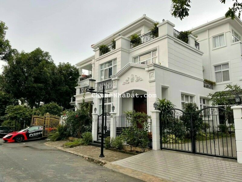 👩❤️👩 BIỆT THỰ QUẬN 2 KHU NGƯỜI NỔI TIẾNG NGUYỄN VĂN HƯỞNG THẢO ĐIỀN - 62 TỶ 👩❤️👩 BIỆT THỰ QUẬN 2 KHU NGƯỜI NỔI TIẾNG NGUYỄN VĂN HƯỞNG THẢO ĐIỀN - 62 TỶ