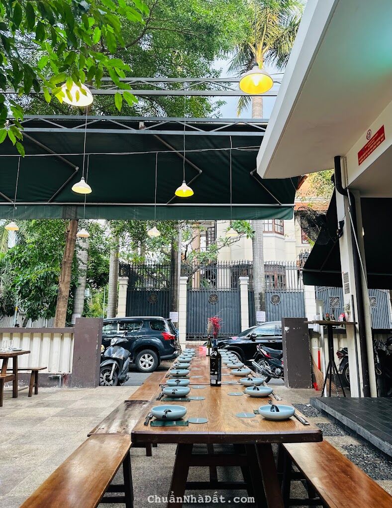 🎈 CHO THUÊ BIỆT THỰ KIỂU PHÁP MẶT TIỀN QUẬN 1 🎈 CHO THUÊ BIỆT THỰ KIỂU PHÁP MẶT TIỀN QUẬN 1