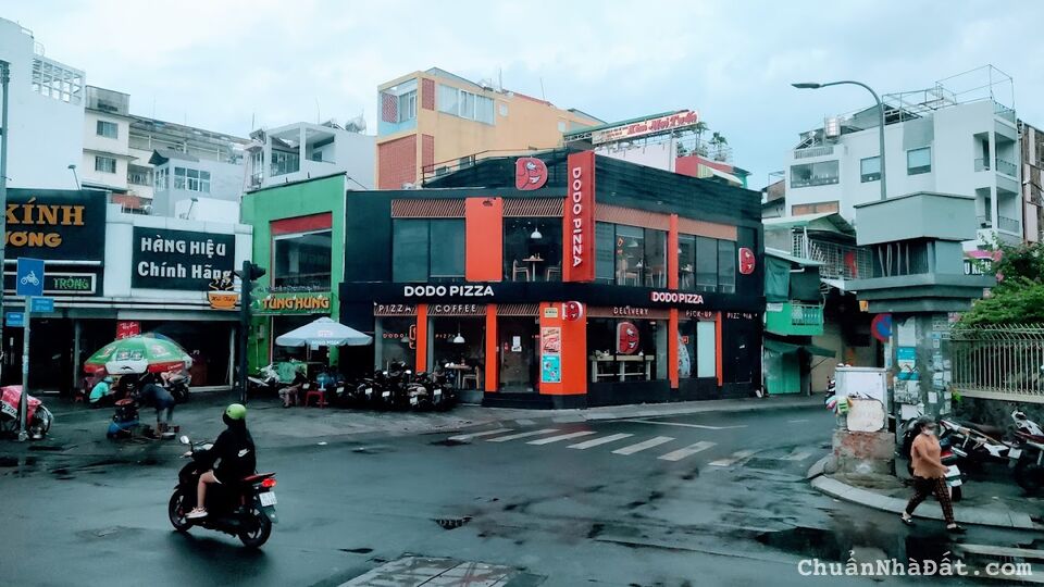 🎈 GÓC 2 MẶT TIỀN CHỢ BẾN THÀNH GẦN MC DONALD'S - 7000$