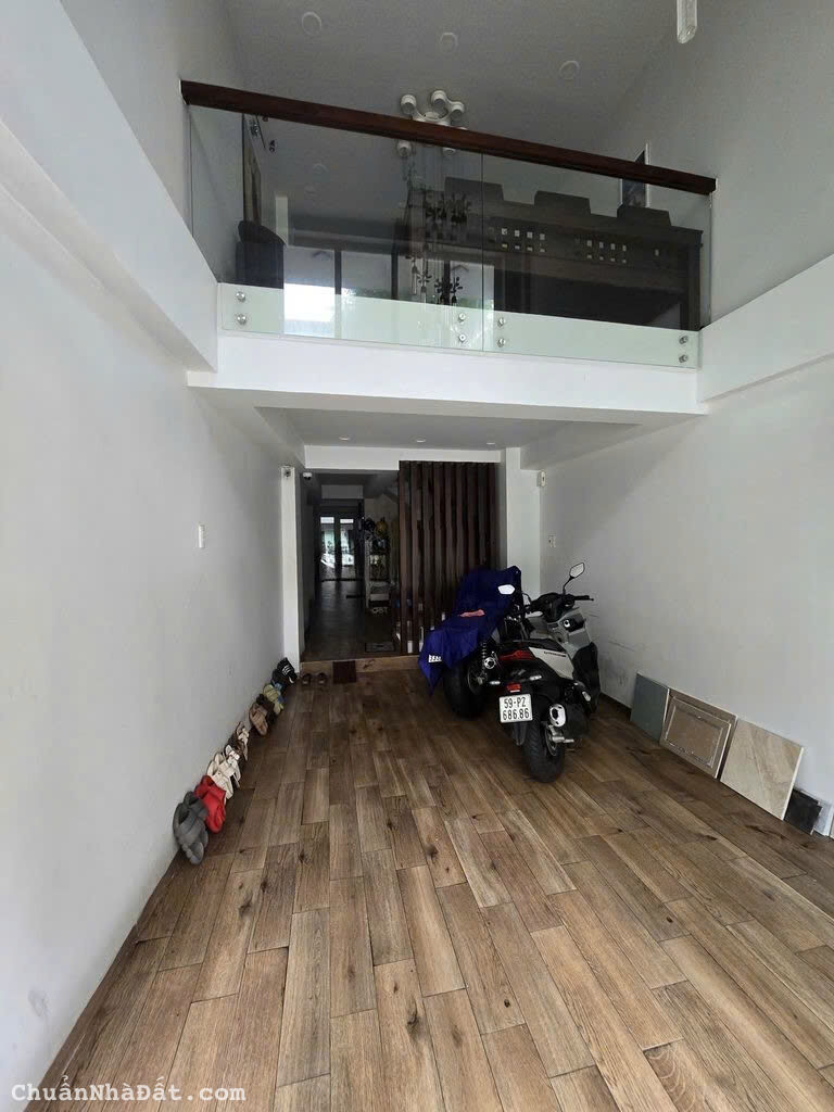 🤔 NHÀ NGUYÊN CĂN MẶT TIỀN CÓ THANG MÁY QUẬN 3 - 65 TRIỆU