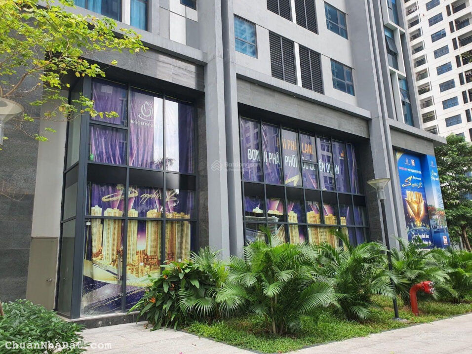 Bán Shophouse Goldmark City 136 Hồ Tùng Mậu,  Diện tích 550m2 giá 70 triệu/m2