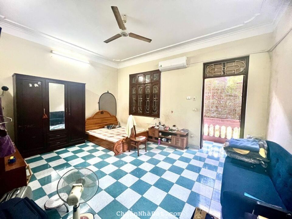 BÁN NHÀ MẶT PHỐ NGÕ THÔNG 20 TỶ 80m 4 TẦNG MẶT TIỀN 6m MAI DỊCH BÁN NHÀ MẶT PHỐ NGÕ THÔNG 20 TỶ 80m 4 TẦNG MẶT TIỀN 6m MAI DỊCH