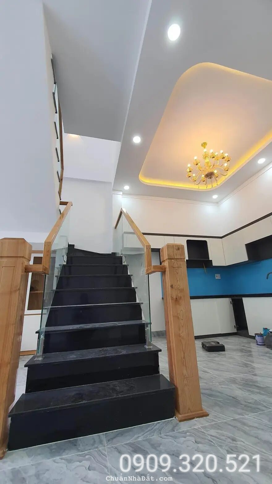 Xoay vốn làm ăn cần bán gấp nhà mới gần cầu chợ Đệm, Bình Chánh dt 4x20,4m giá 900tr