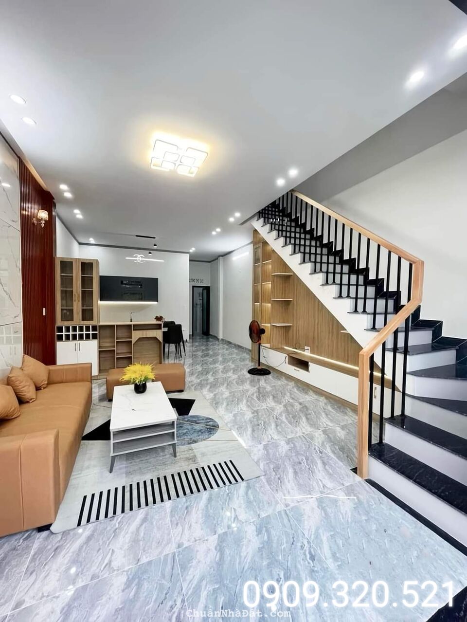 Kẹt tiền bán gấp nhà mới đường Trịnh Như Khuê gần chợ Bình Chánh dt 4,5x20m giá rẻ 900tr Kẹt tiền bán gấp nhà mới đường Trịnh Như Khuê gần chợ Bình Chánh dt 4,5x20m giá rẻ 900tr