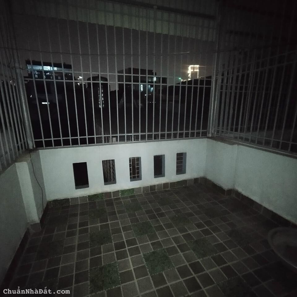 Bán nhà Phú Đô ngõ thoáng rộng cách 30 m ra ô tô tránh