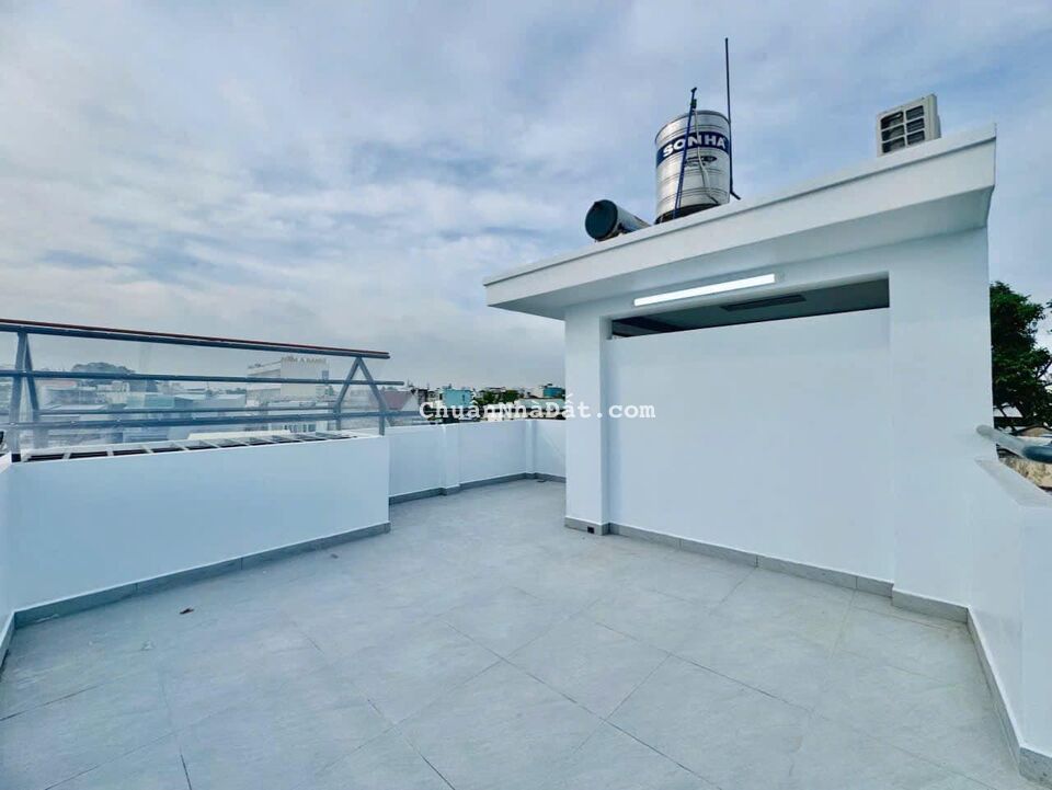 Bán nhà giá ngộp chỉ 3.5 tỷ Hai Bà Trưng Q3, gần Cầu Kiệu, xây 3 tầng 56m2, hẻm ô tô