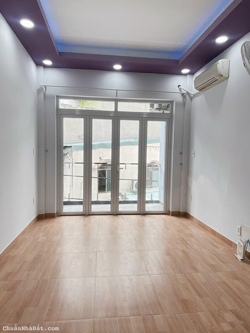 Nhà xinh giá tốt 1 tỷ 500 đường Minh Phụng, P2, Q11. Gần UBND, cho thuê 8tr/tháng, hẻm 6m, sổ sẵn