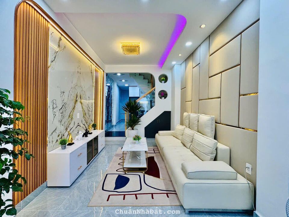Nhà xinh giá rẻ chỉ 2.85 tỷ Năm Châu, P11, Tân Bình, gần BV Thống Nhất, nhà 3 tầng 44.4m2 hẻm ô tô