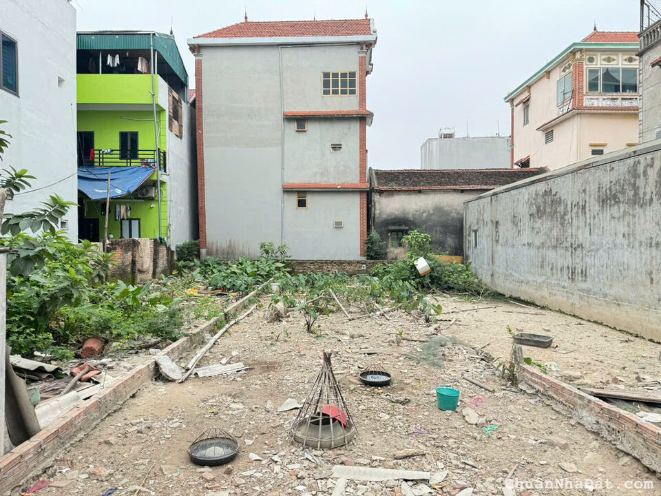 Bán đất tổ 11, Quang Minh, Mê Linh, HN. Trục chính kinh doanh của làng. DT 100, giá 4,338 tỷ.