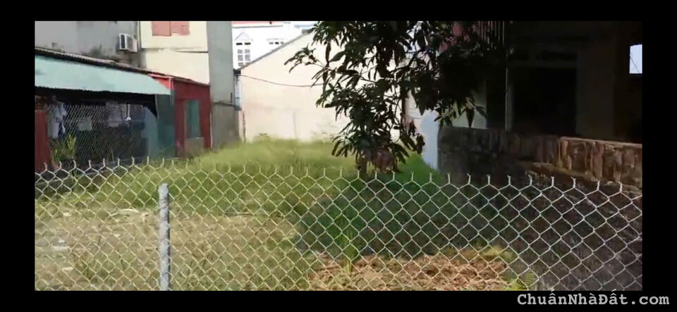 Bán nhà 3 tầng mới, chỉ việc ở thôn Bạch Đa, Kim Hoa, Mê Linh, HN. DT 100m, giá 4,35 tỷ.