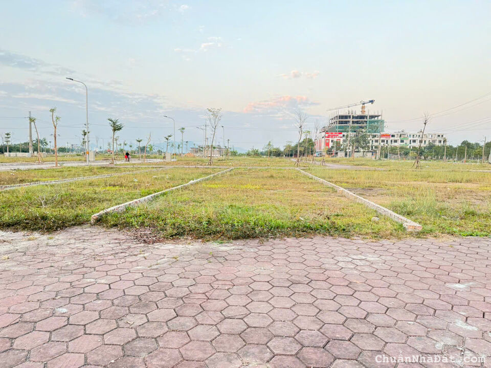 Bán đất đấu giá thôn Bạch Đa, Kim Hoa, Mê Linh, HN. Gần đường Vành Đai 4. DT 110m, giá 5,1 tỷ.