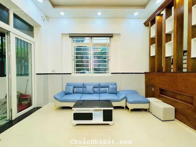 Kẹt tiền bán gấp! Nhà 46,5m2 Hoàng Hoa Thám, P7, Bình Thạnh. Sẵn HĐ thuê 15tr/th