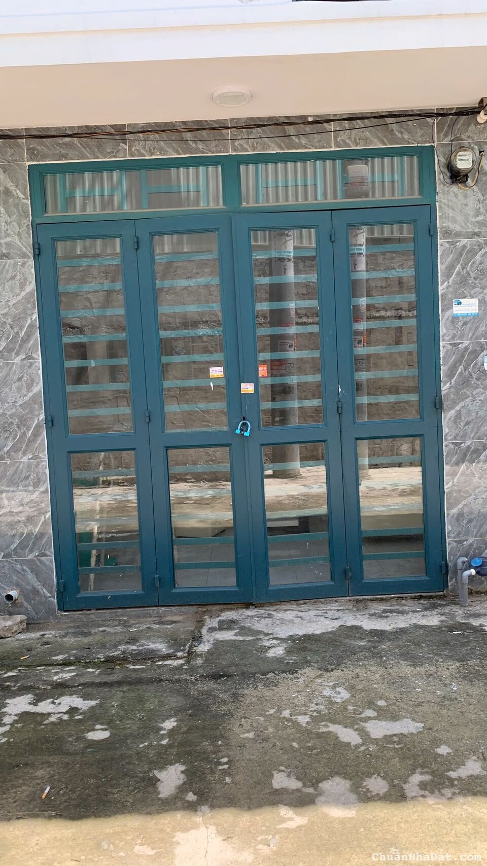 Bán nhà 1lầu 1trệt 1lửng Bình Chánh . Ô tô đậu trước cửa 