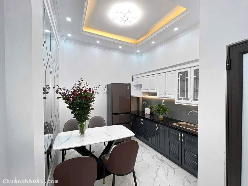 Siêu Hot, Nhà Đẹp Gốc Đề, Hai Bà Trưng 45m2 x 4 Tầng, Chủ Tặng Lại Nội Thất. Siêu Hot, Nhà Đẹp Gốc Đề, Hai Bà Trưng 45m2 x 4 Tầng, Chủ Tặng Lại Nội Thất.