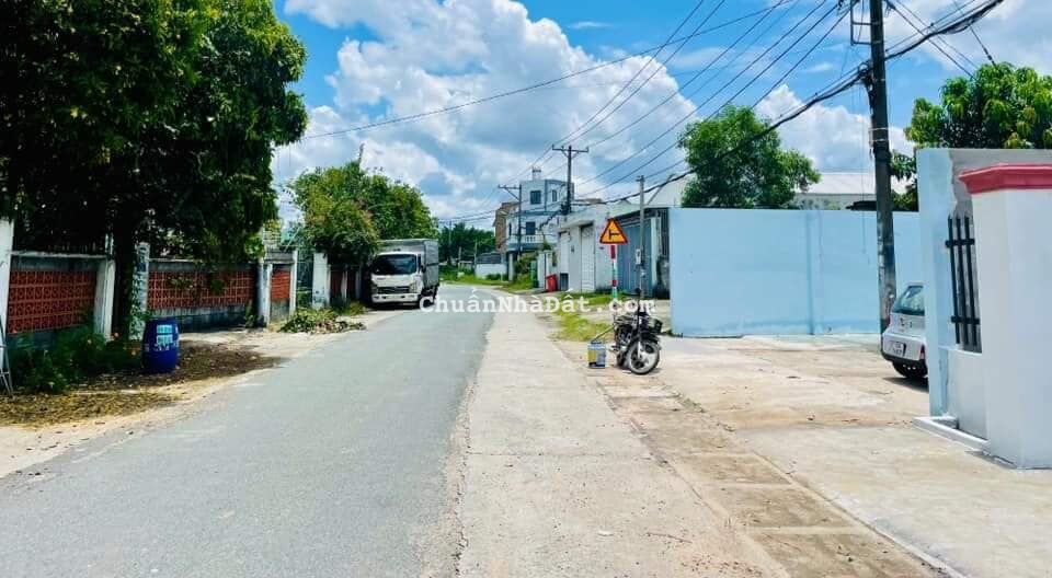 Xây nhà vườn liên hệ em - 200m2 full thổ - MT Nguyễn Thị Se - Chỉ 1 tỷ Xây nhà vườn liên hệ em - 200m2 full thổ - MT Nguyễn Thị Se - Chỉ 1 tỷ