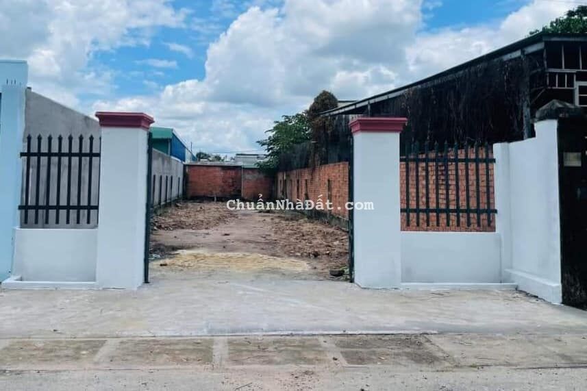 Xây nhà vườn liên hệ em - 200m2 full thổ - MT Nguyễn Thị Se - Chỉ 1 tỷ Xây nhà vườn liên hệ em - 200m2 full thổ - MT Nguyễn Thị Se - Chỉ 1 tỷ