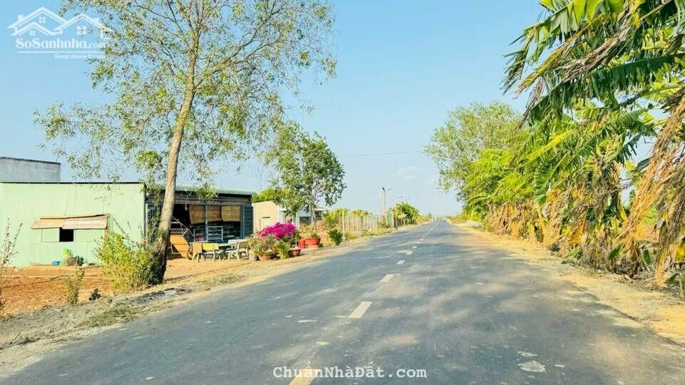 ÔNG ANH CẦN BÁN GẤP ĐI NƯỚC NGOÀI MT 125m2 TT CỦ CHI CHỈ 570tr