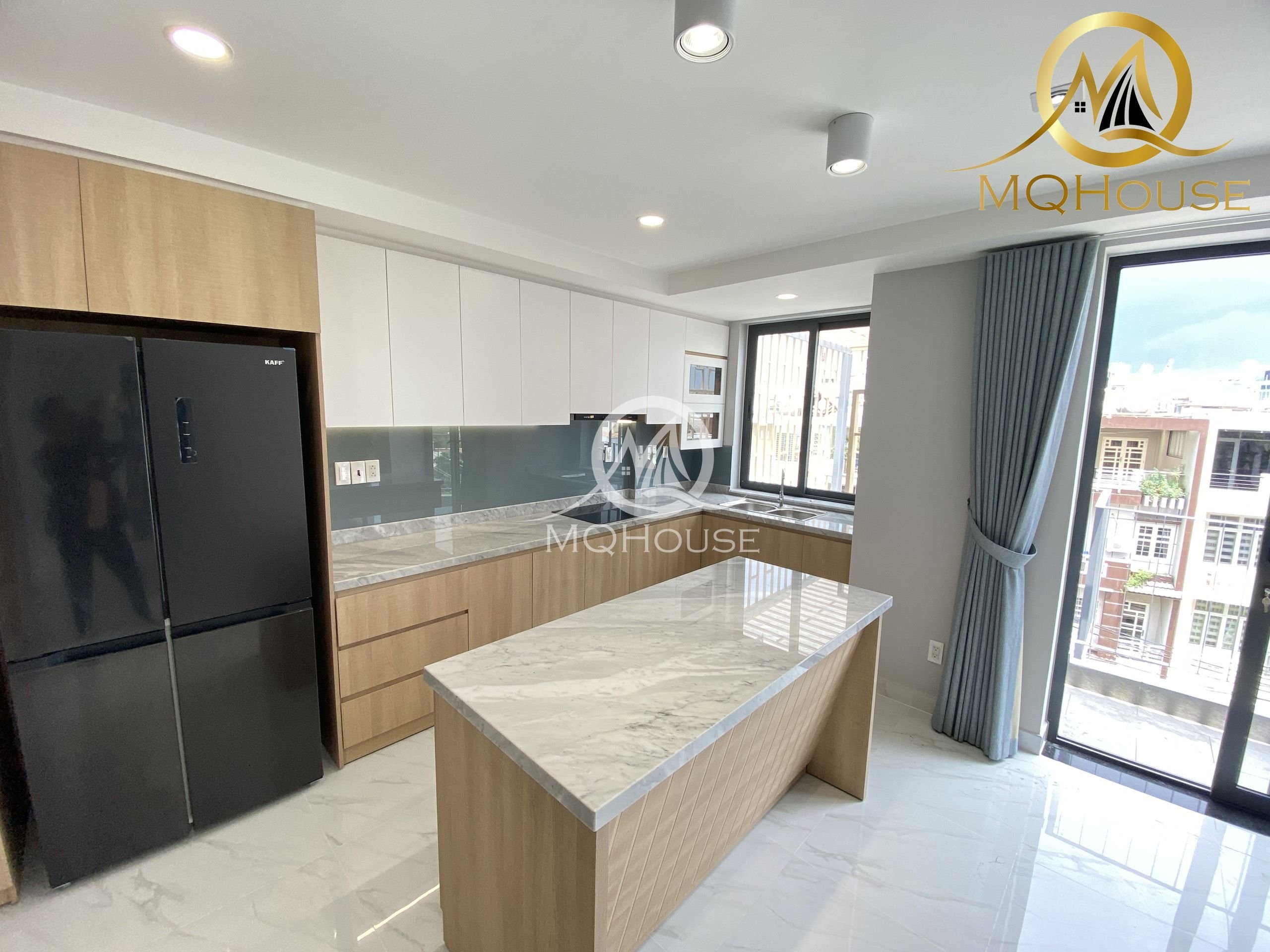 Khai Trương Căn Hộ 1 Phòng Ngủ, Ban Công Lớn, Đầy Đủ Nội Thất Khai Trương Căn Hộ 1 Phòng Ngủ, Ban Công Lớn, Đầy Đủ Nội Thất