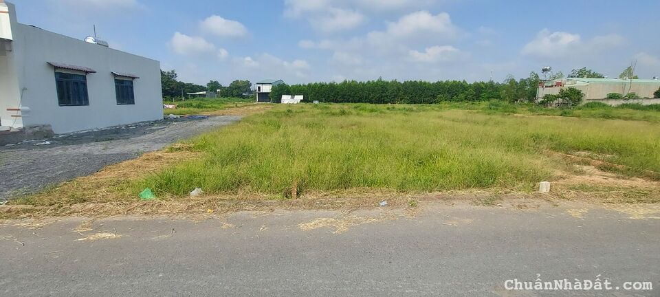 CẦN BÁN ĐẤT NGAY CẠNH CTY KENDA SÁT KHU CNC GIANG ĐIỀN DT 20*22 ĐẸP SỔ RIÊNG 100% THỔ CƯ