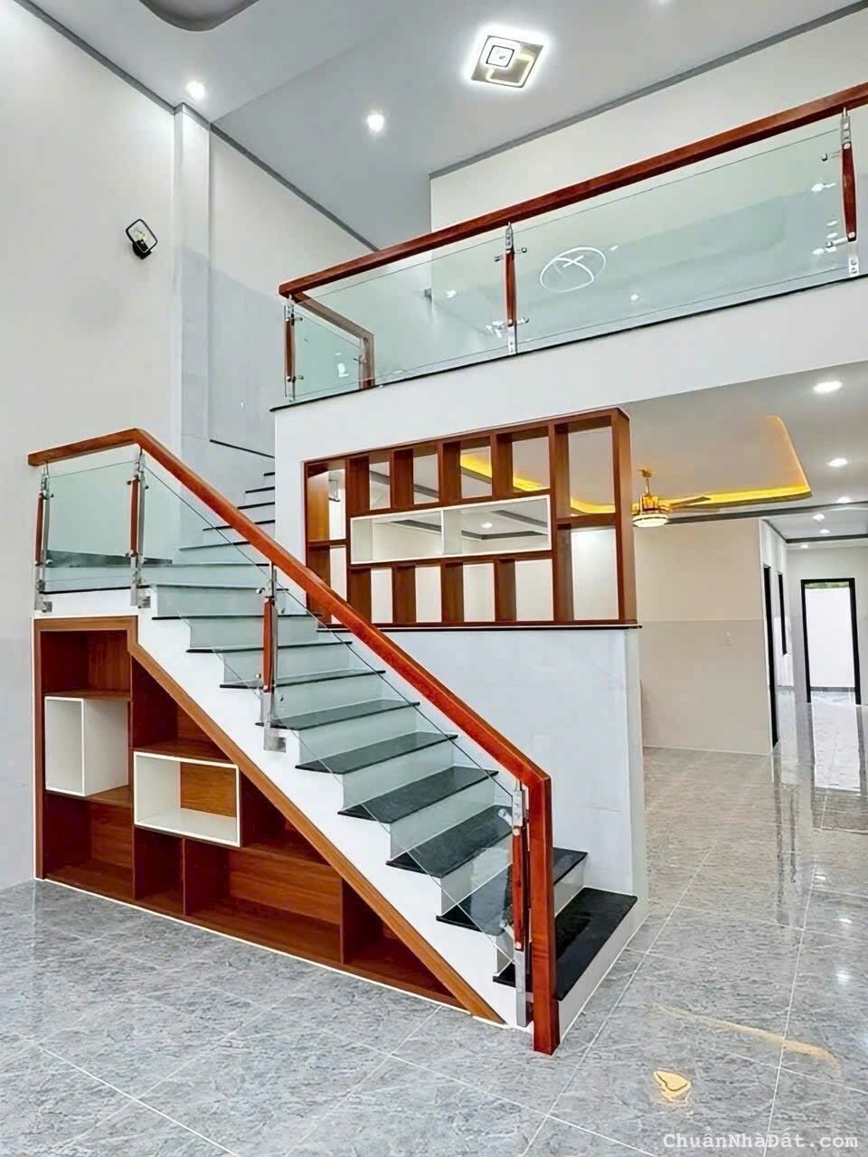 NHÀ GÁC LỬNG GẦN TRUNG TÂM BIÊN HÒA VỚI 550 TRIỆU