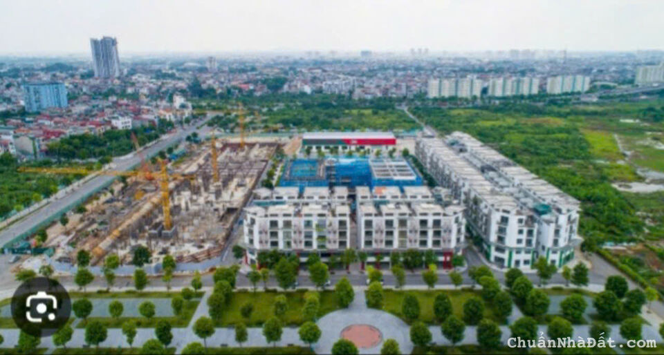 HÀNG SIÊU HIẾM. ĐẤT ĐẸP LONG BIÊN, Ô TÔ VÀO ĐẤT, VỊ TRÍ ĐẮC ĐỊA, GÍA BÌNH DÂN