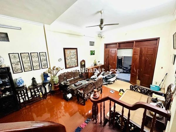 Bán nhà HÀNG CHUỐI 50M,5T,MT 5.2M-LÔ GÓC 3 THOÁNG,20m ra MẶT PHỐ-TRƯỚC NHÀ 4M.HƠN 12tỷ  •  