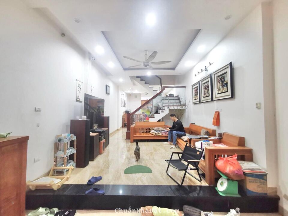 nhà Lương Khánh Thiện ,ngõ rộng 3m, 10m Ra Mặt Phố, Dân Xây ,4 ngủ chắc chắn .Hơn 7 tỷ HOÀNG MAI   