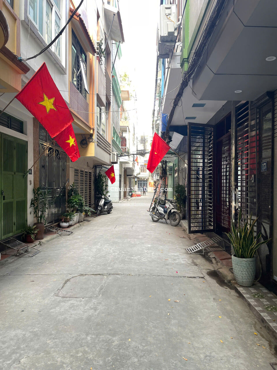 Bán nhà PLÔ TÂN MAI-Ô TÔ TRÁNH-Ô CHỜ THANG MÁY-KINH DOANH-VÀI BƯỚC RA HỒ ĐỀN LỪ-HƠN 12TỶ