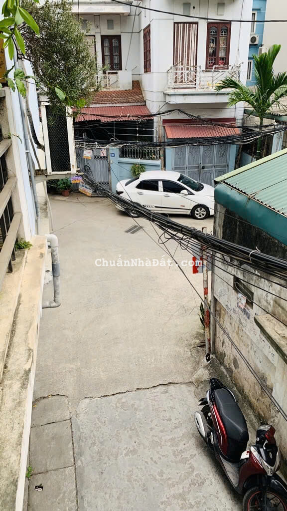 Bán nhà cách Time City hơn 1km 48M2 ,Ô TÔ, DÂN XÂY,BAN CÔNG CHILL,NỘI THẤT XỊN,HƠN 10 TỶ  