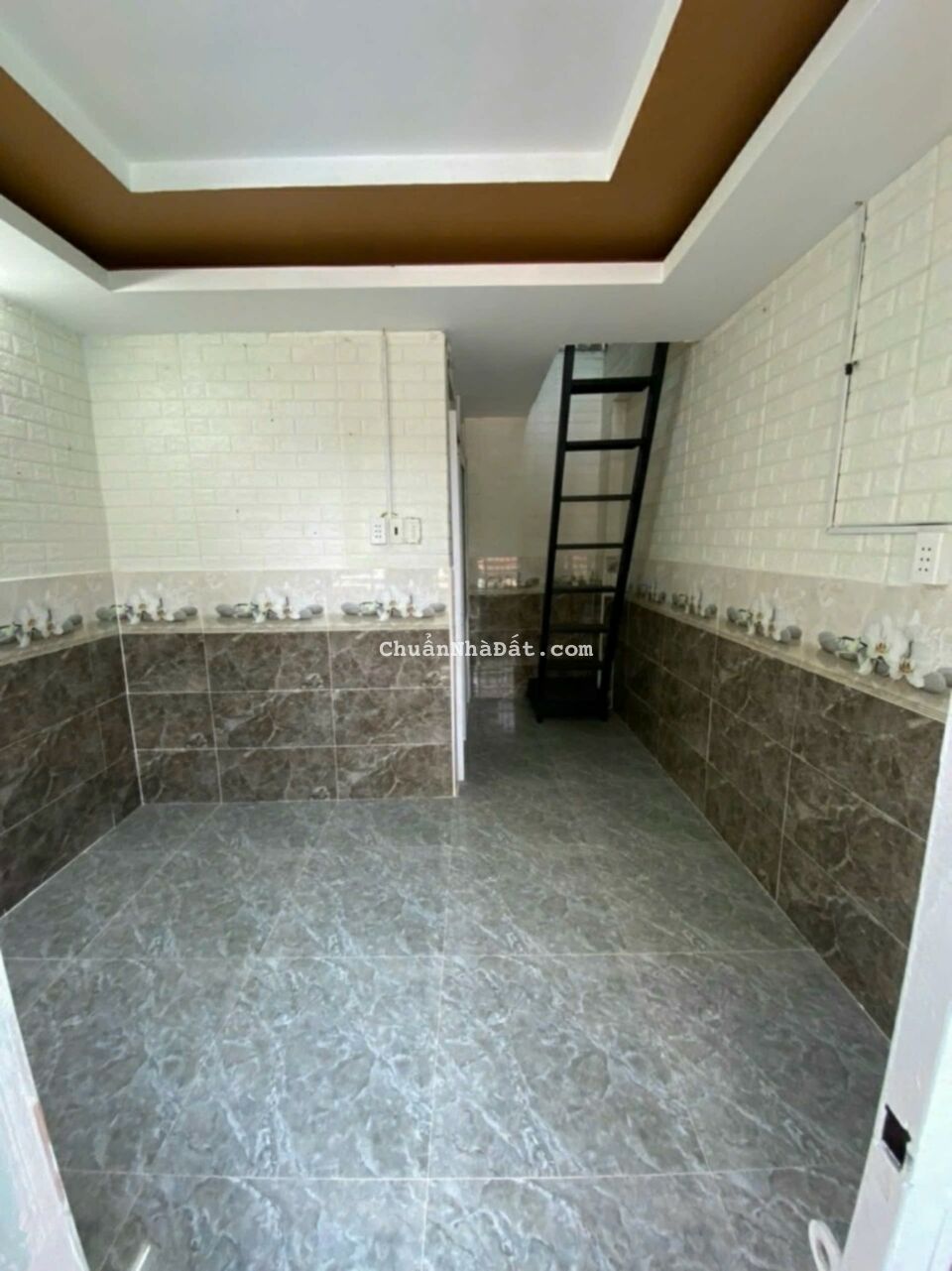 Nhà rẻ nhất bình tân  hẻm xe hơi binhg hưng, bình tân 