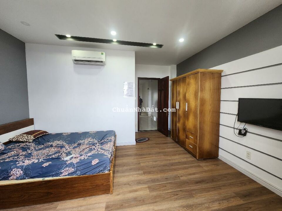 Bán ks mặt tiền kinh doanh phong phú bình chánh giá ngộp