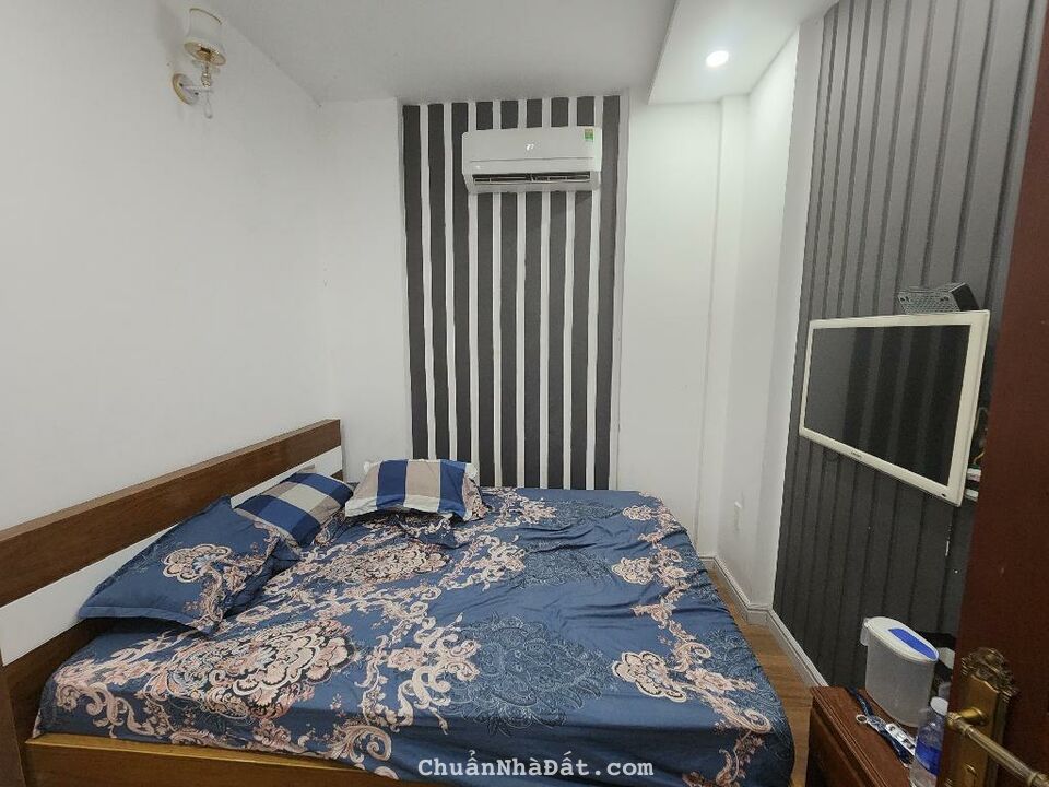 Bán ks mặt tiền kinh doanh phong phú bình chánh giá ngộp