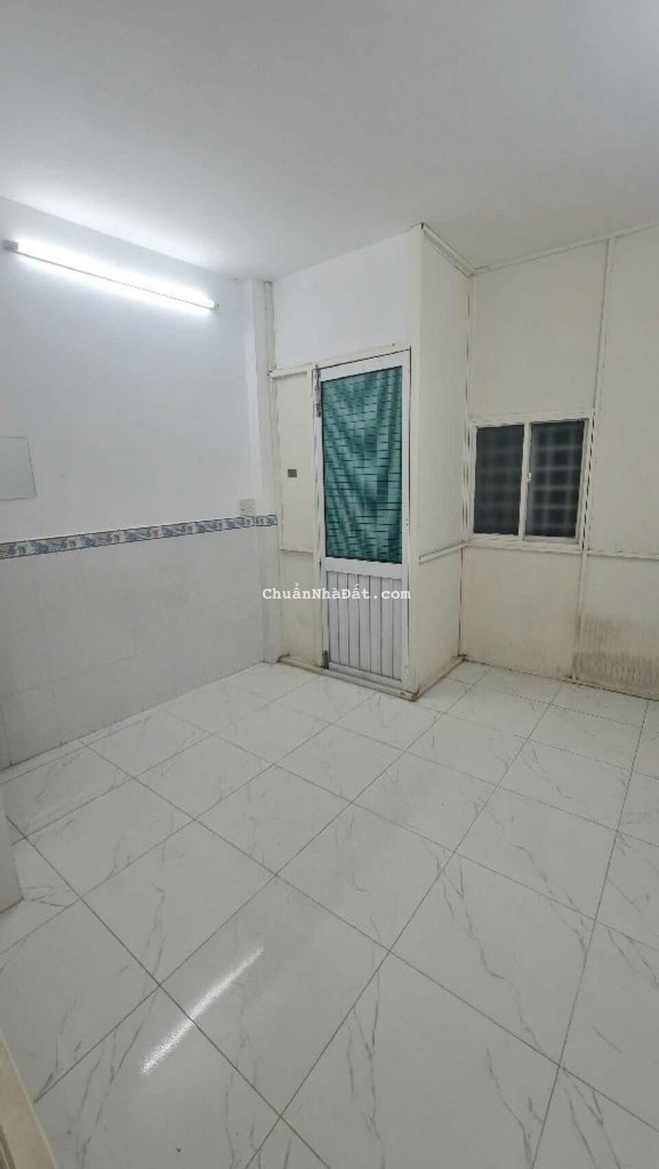 Bán nhà đẹp giá rẻ bèo tại tân phú 