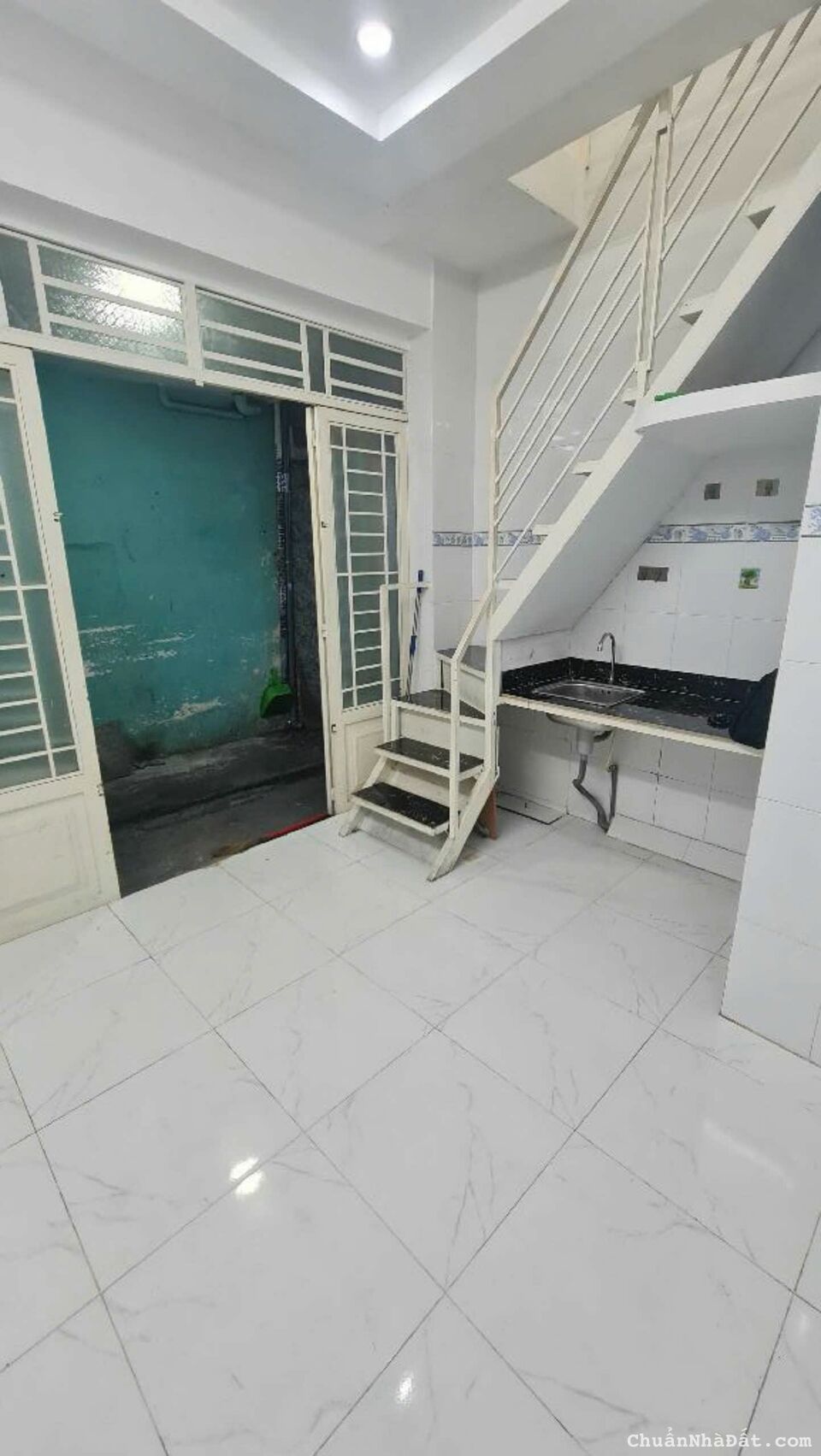 Bán nhà đẹp giá rẻ bèo tại tân phú 