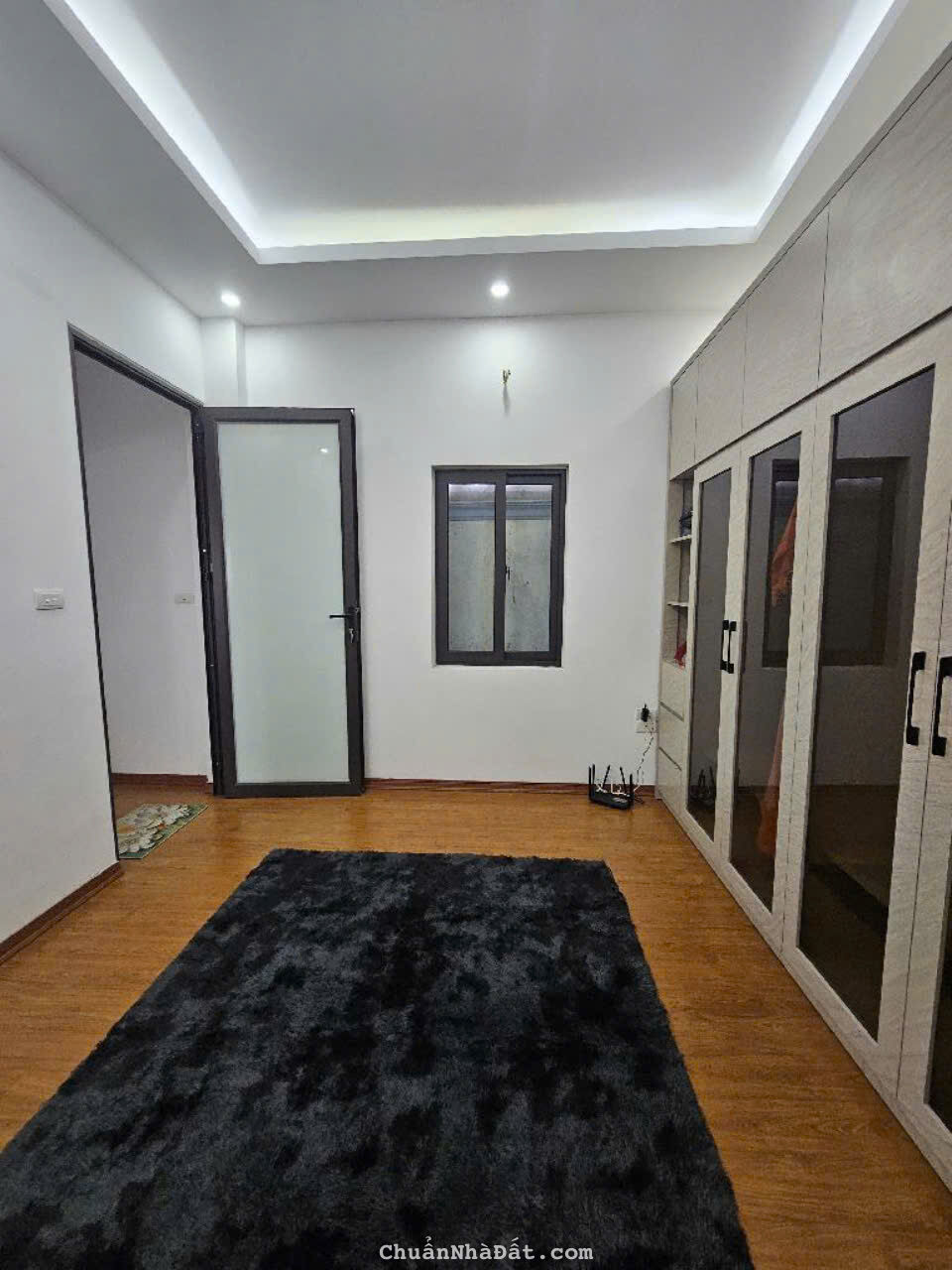 Cần bán gấp nhà bát khối long biên hà nội