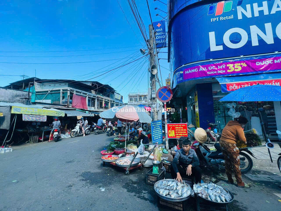 Cần sang nhượng lô đất ngay bệnh viện Đa khoa Thủ Thừa - Đảm bảo giá thấp hơn khu vực tầm 300-400 