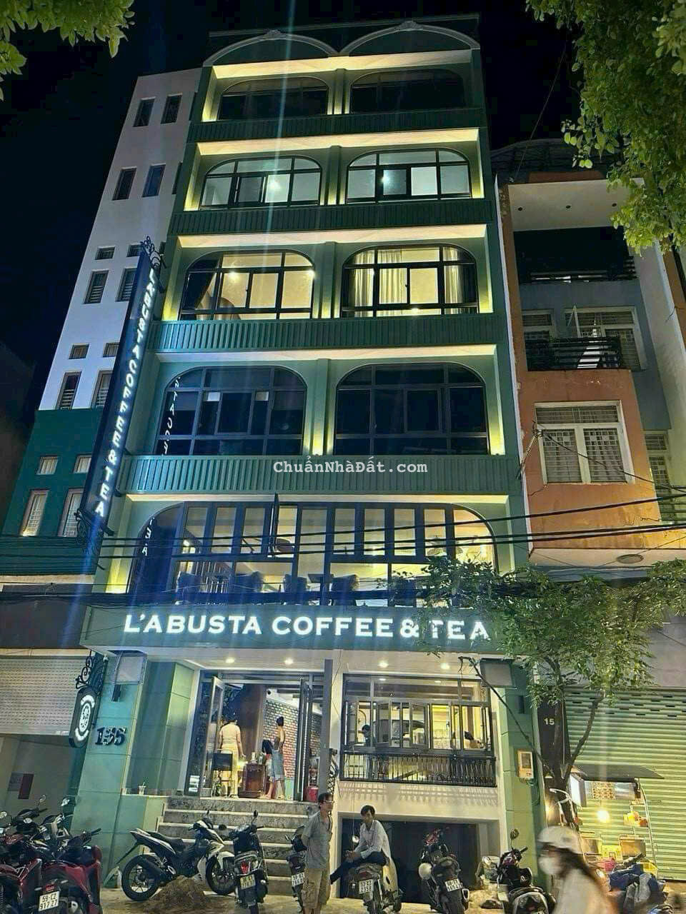 155 Vạn Kiếp, P3 Bình Thạnh . Hầm 6 tầng thang máy . 8m mặt tiền . Thu nhập 5.5% / năm . Hình + Sổ