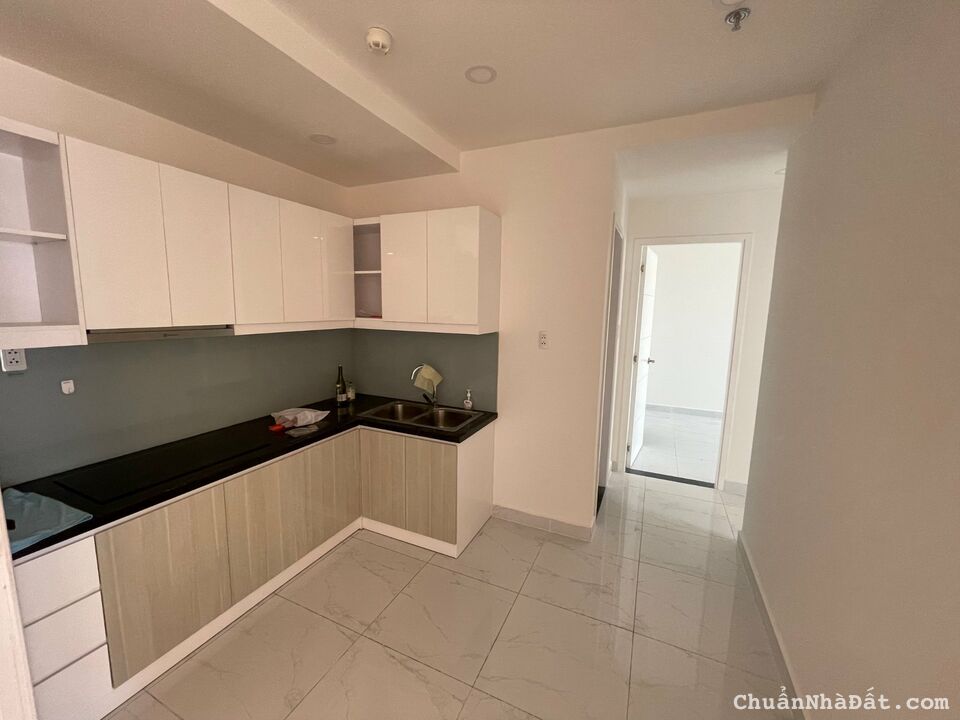 Cho thuê căn hộ 2PN chung cư Terra Royal quận 3 giá chỉ 15tr/th,ở ngay