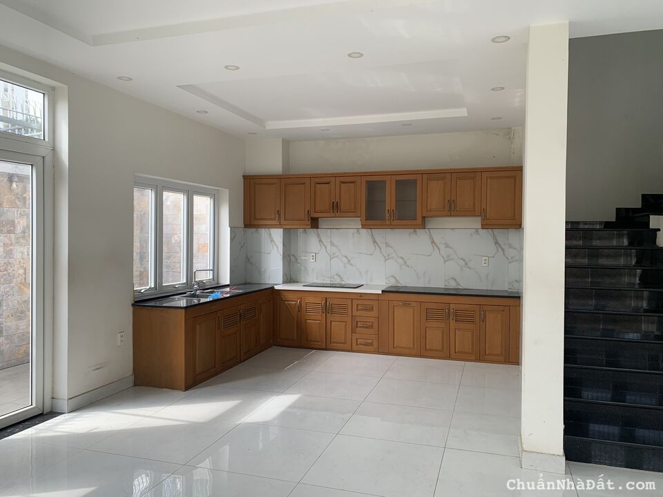 BÁN BIỆT THỰ SHR 175m2, khu Hưng Phú 1 q9,thông Liên Phường chỉ 15,5 tỷ. BÁN BIỆT THỰ SHR 175m2, khu Hưng Phú 1 q9,thông Liên Phường chỉ 15,5 tỷ.