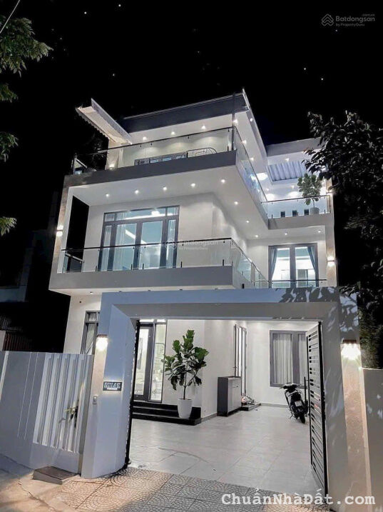  Bán nhà HXH 5m DT: 3.4x16m  đường Nguyễn Tiểu La, Quận 10,  giá 12.999 tỷ TL bớt Lộc 