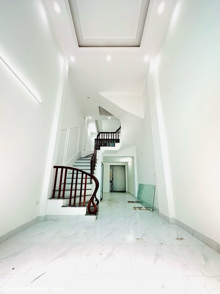 BÁN CCMN ĐỊNH CÔNG HẠ - HOÀNG MAI , DT46M2x5T, GIÁ HƠN 7 TỶ , FULl NỘI THẤT , THANG MÁY .