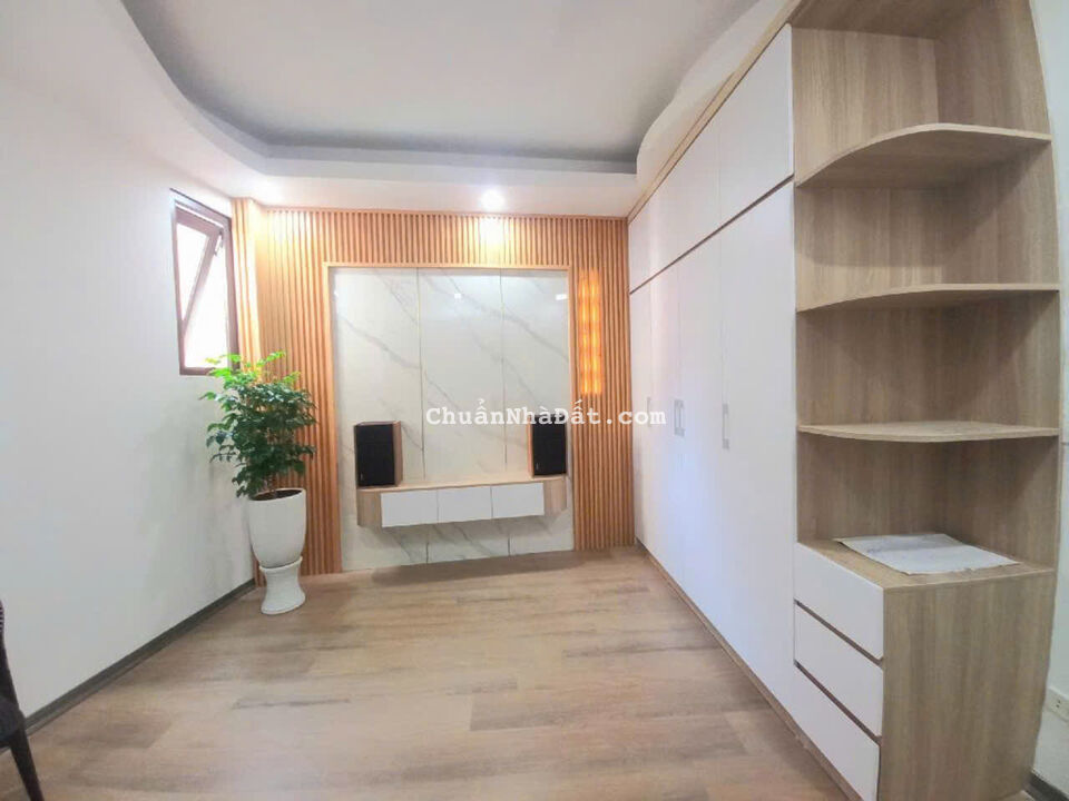 Bán nhà 29 Khương Hạ -Thanh Xuân , DT 40m2 , Giá Nhỉnh 5 tỷ , Oto gần , Full nội thất . Bán nhà 29 Khương Hạ -Thanh Xuân , DT 40m2 , Giá Nhỉnh 5 tỷ , Oto gần , Full nội thất .